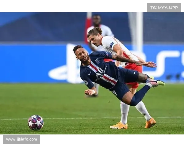 马尔基尼奥斯乌龙后将功补过，巴黎绝杀斯特拉斯堡现戏剧一幕